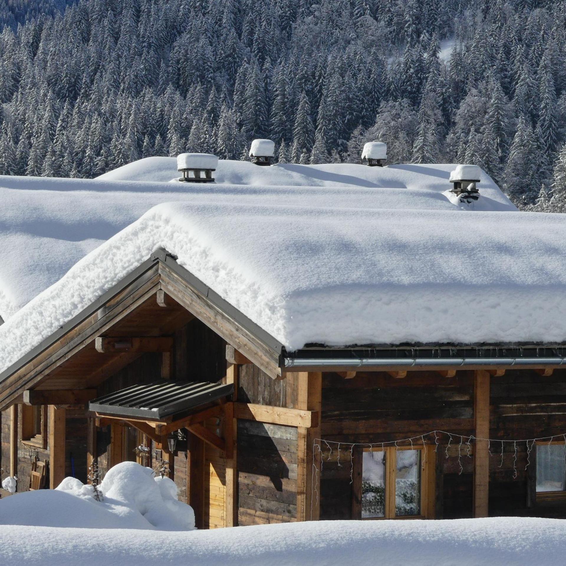 Les Chalets Du Bonheur เลอุชส์ ภายนอก รูปภาพ