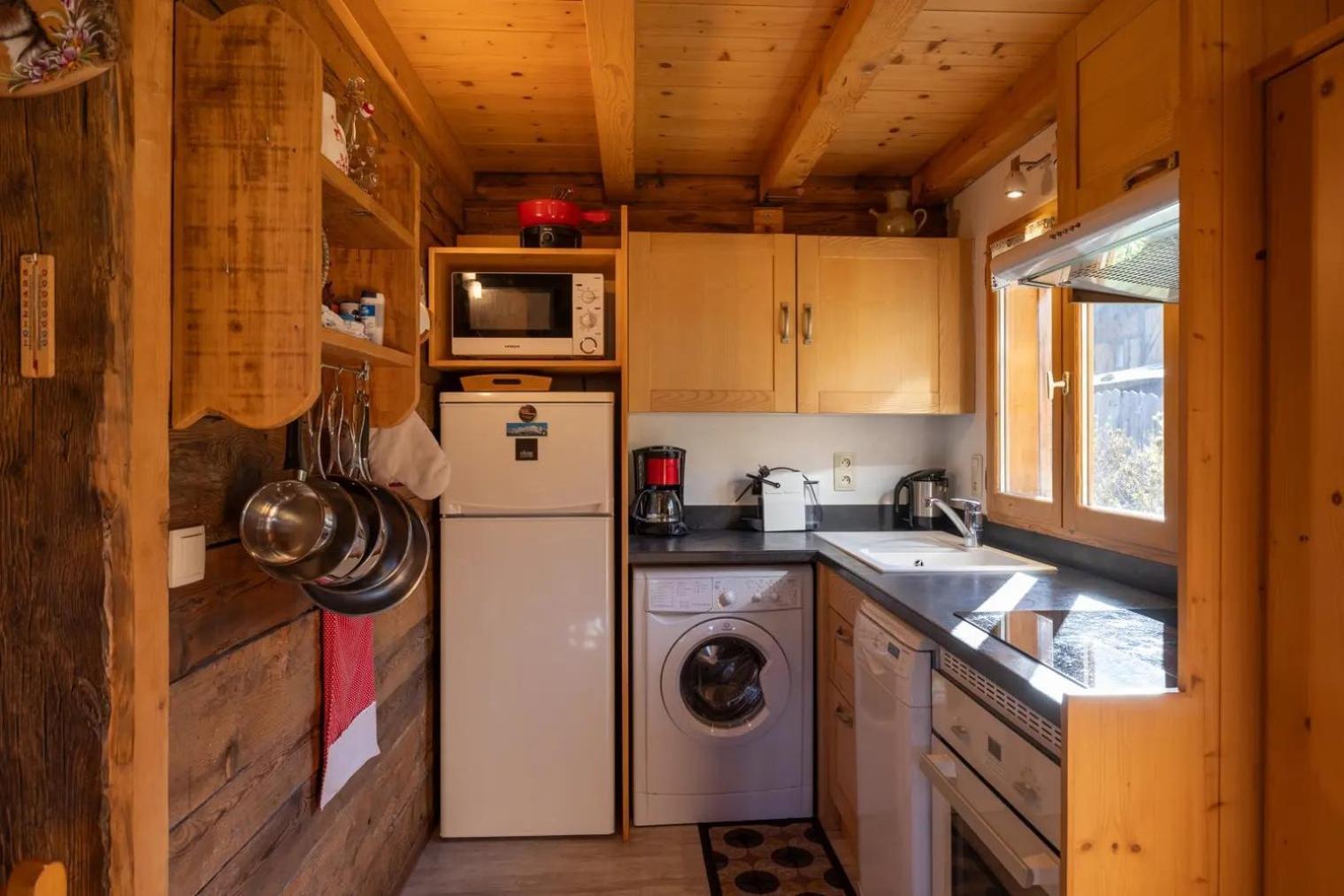 Les Chalets Du Bonheur เลอุชส์ ภายนอก รูปภาพ